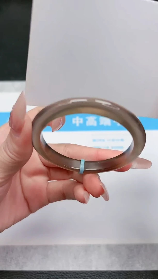 【闪购商品】石英质玉手镯未镶嵌876-52.3