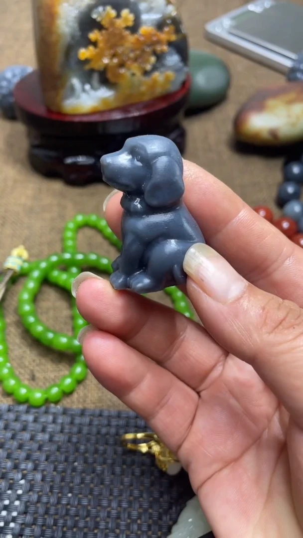 和田玉未镶嵌车挂1