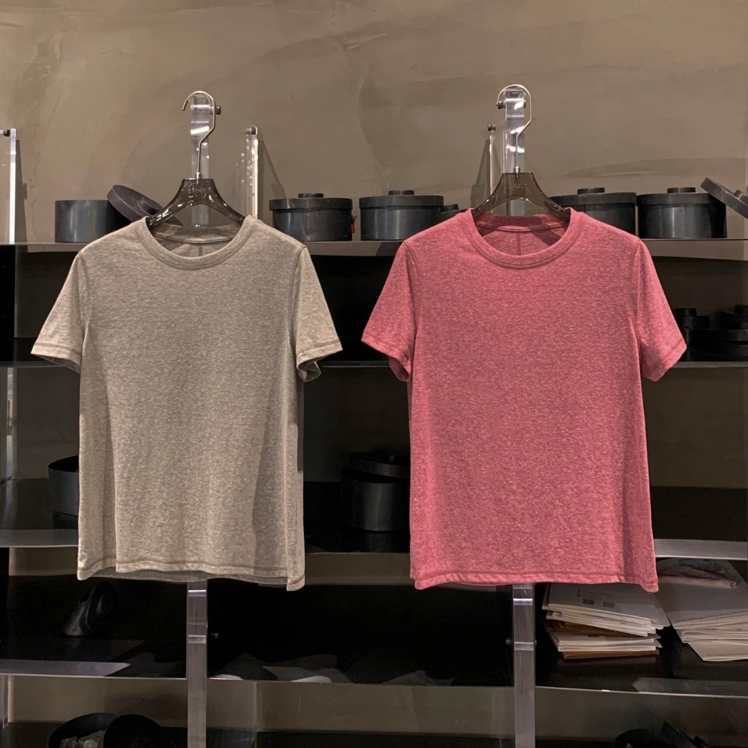 【小雨姐在这里】清凉点子沙棉麻夏季后中缝线圆领短袖T恤女 T8569