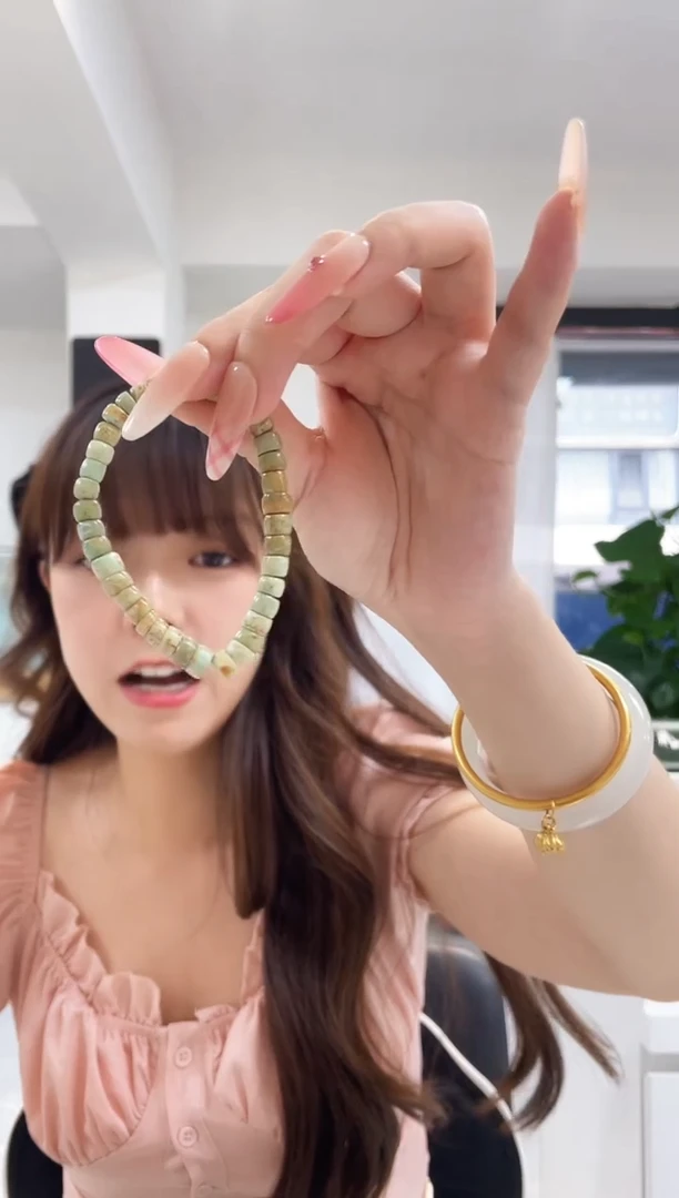 绿松石未镶嵌手串发货一件