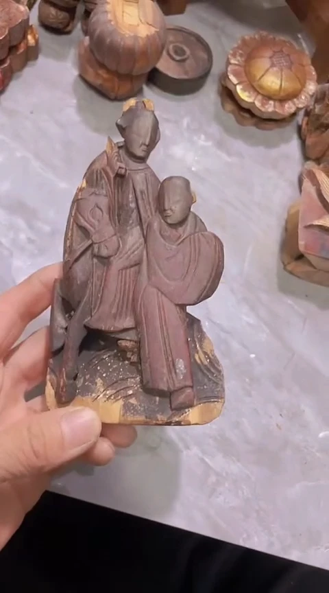 【闪购商品】香榧木一个25孤品木雕