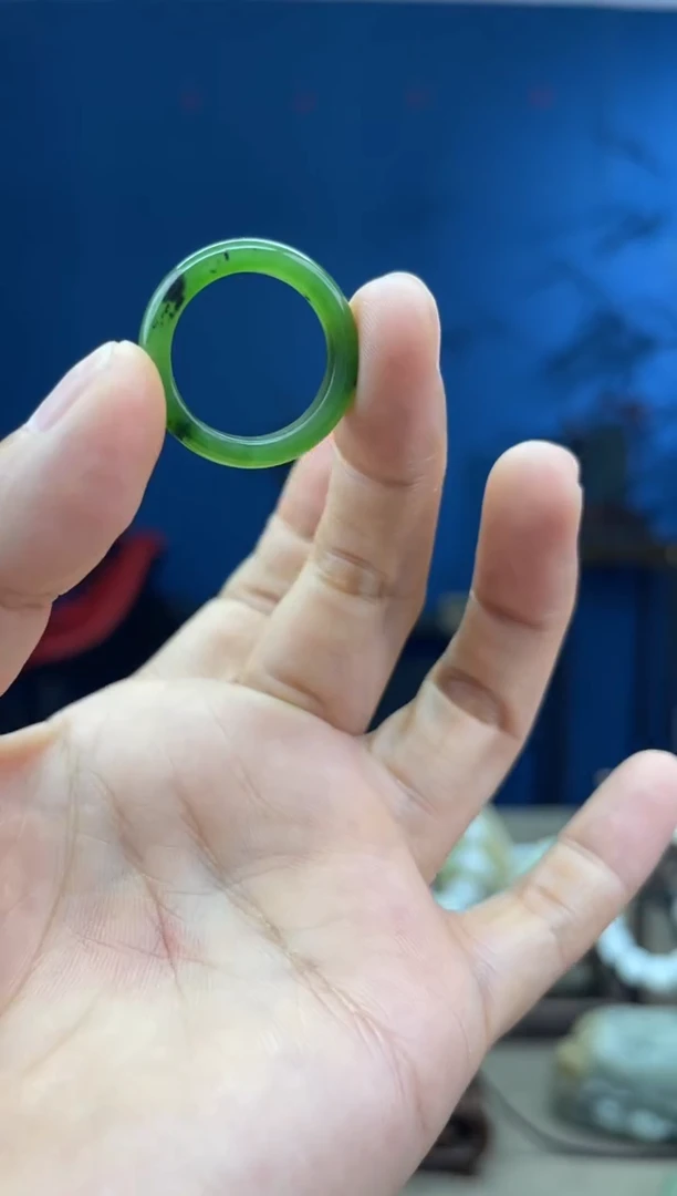 和田玉未镶嵌颈饰1