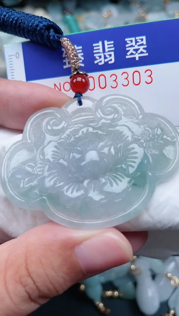 翡翠未镶嵌颈饰.0003303