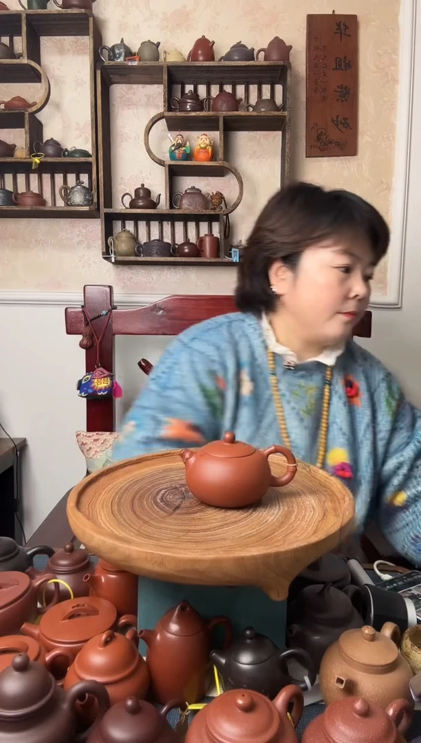 茶壶紫砂娟****业西施 清水泥200CC