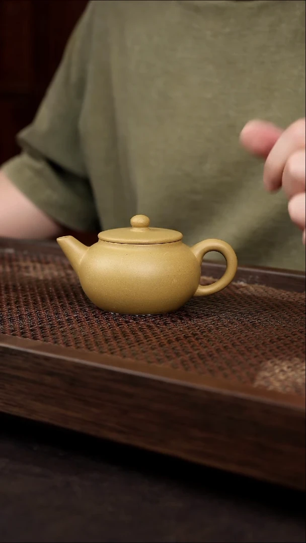 茶壶紫砂黄金段平盖水平