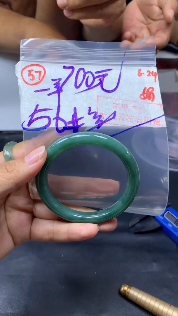 未镶嵌无定制翡翠一*有冰丝纹手镯56圈毛货需精细抛光#57