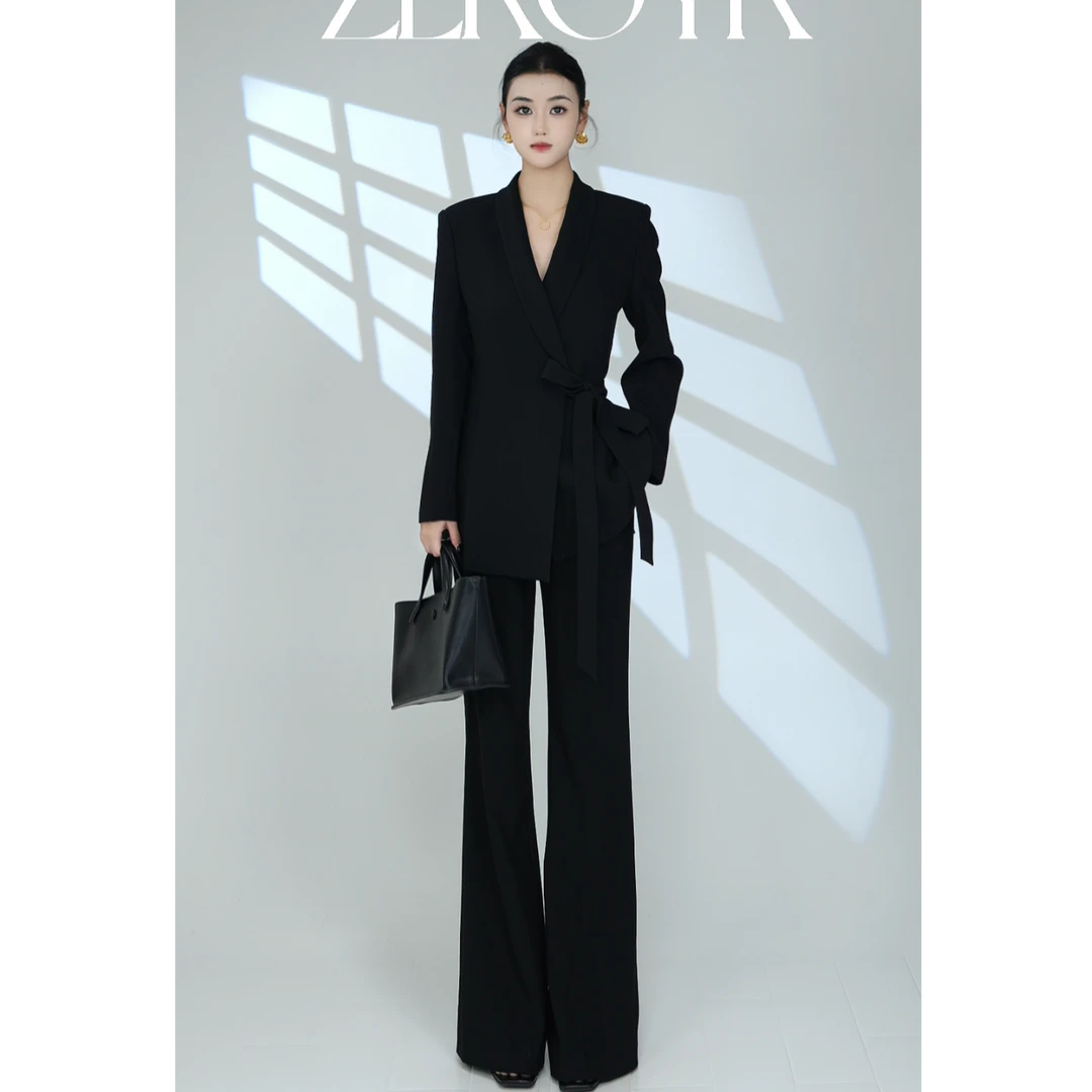 ZEROYK翎蔻  2025秋冬时尚气质款斜襟系腰带西装微喇叭长裤套装