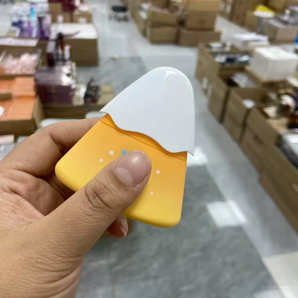 小金山轻盈防晒乳