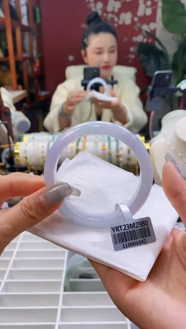 【闪购商品】翡翠手镯未镶嵌108圈口60-62/12.7*8.4