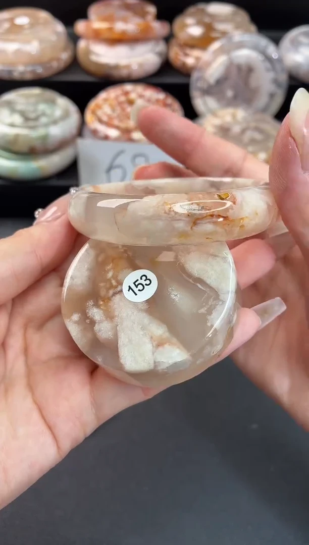手镯玛瑙/玉髓未镶嵌石英质玉53圈(赠送镯心)圈口建议拍大