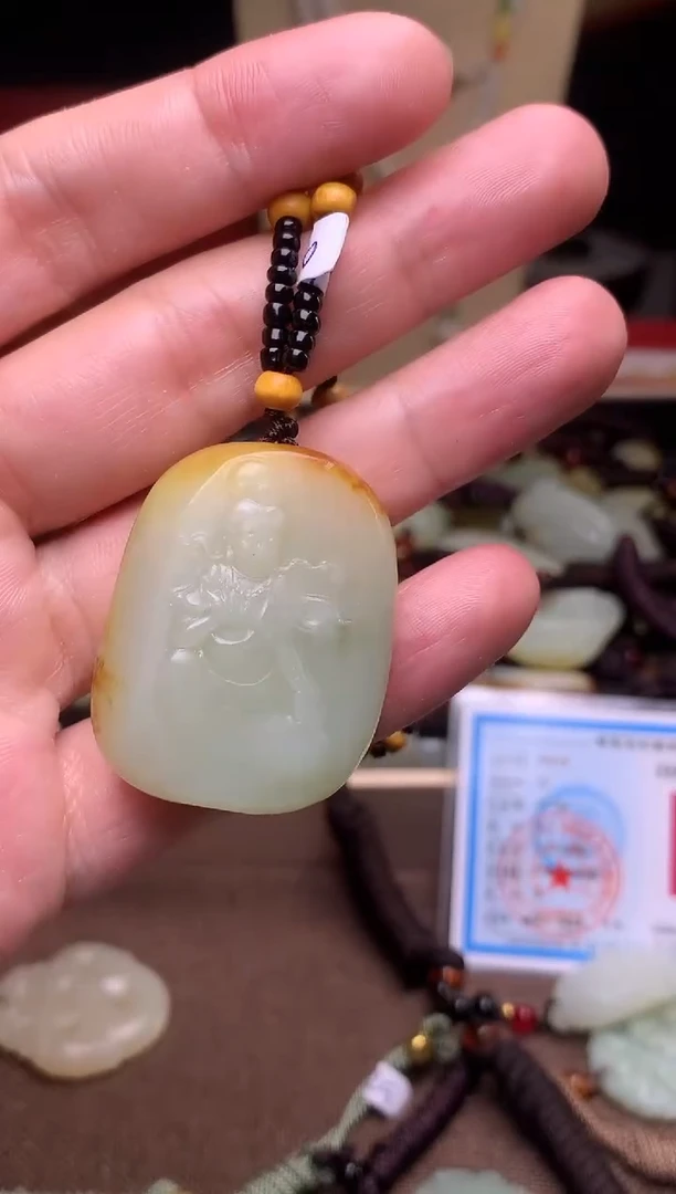 颈饰未镶嵌和田玉新疆料青海料清水和田玉吊坠