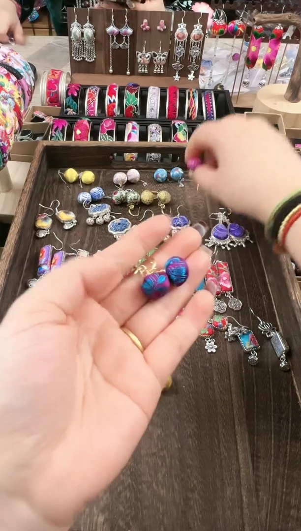 【闪购商品】织绣民族风老绣饰品293