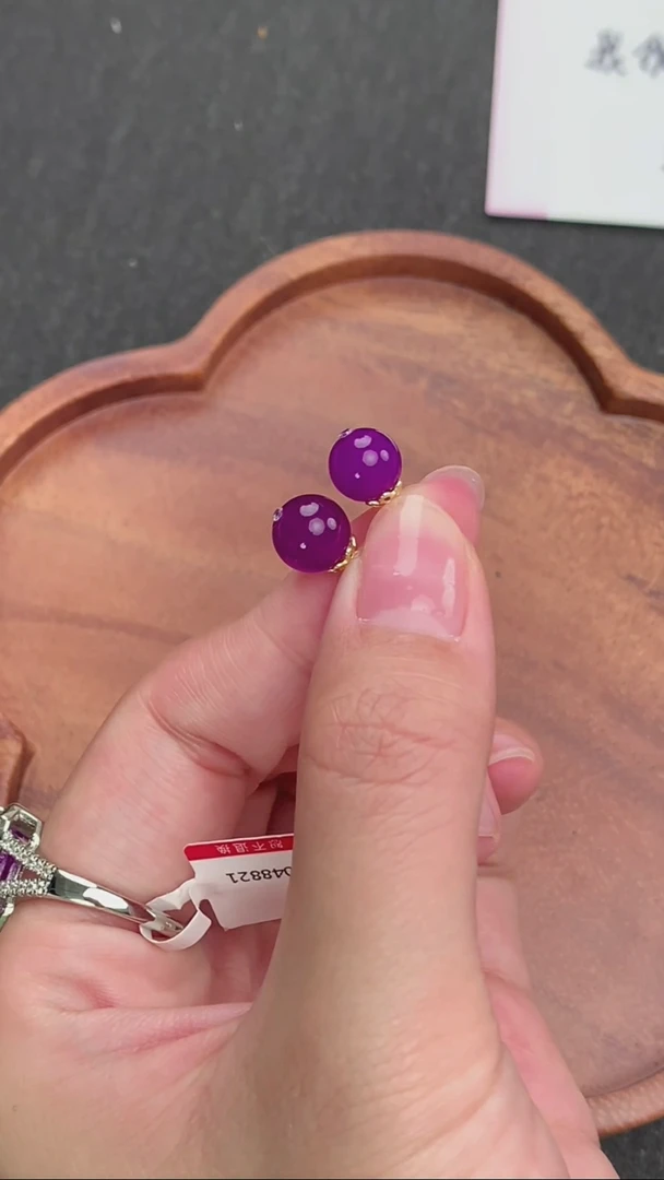 未镶嵌苏纪石（舒俱来）其他耳钉8m