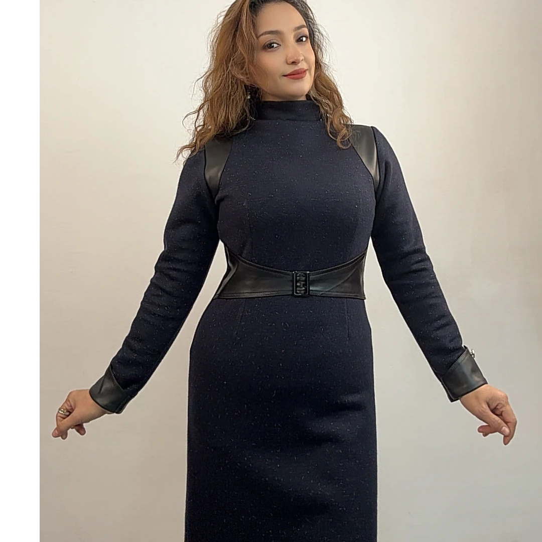 2025年气质时尚不灵不灵拼接收腰中长修身裙子