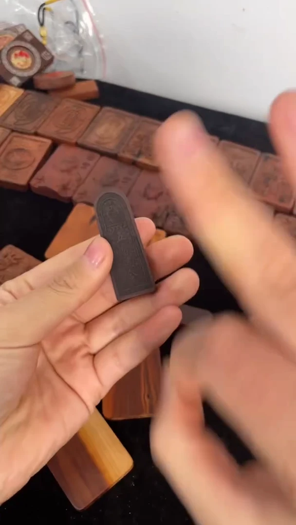 【闪购商品】木枣木激光五雷吊坠