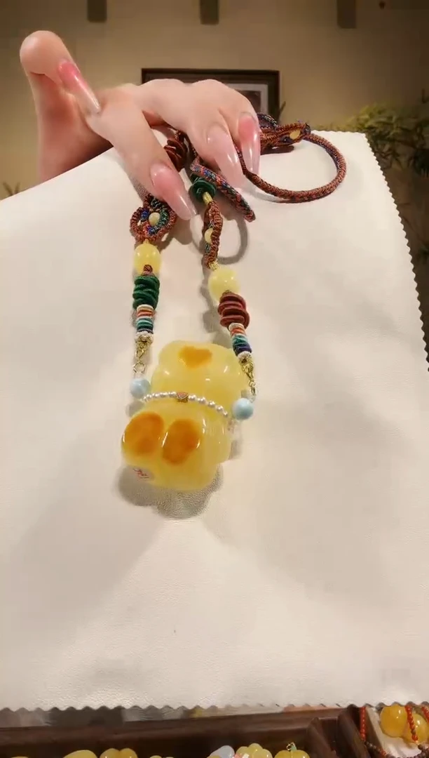 琥珀颈饰未镶嵌项链