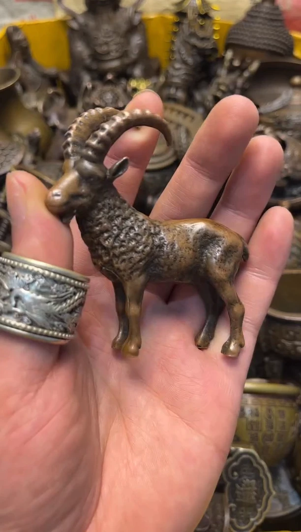 精美铜器，点击下单