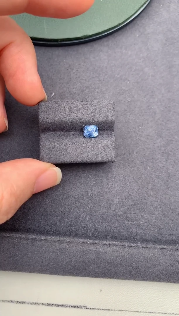 裸石蓝宝石1ct矢车菊 DF