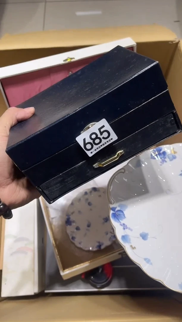 瓷片心**晨685..........