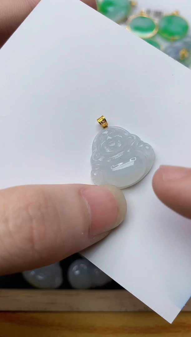 【闪购商品】翡翠颈饰18K金镶嵌52.........