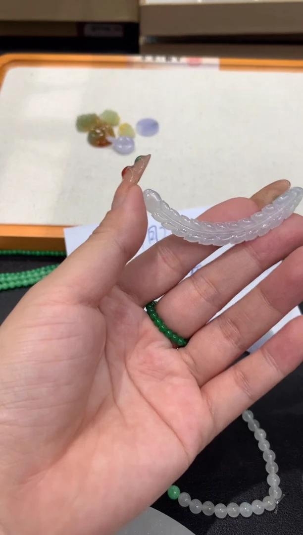 定制翡翠未镶嵌翡翠