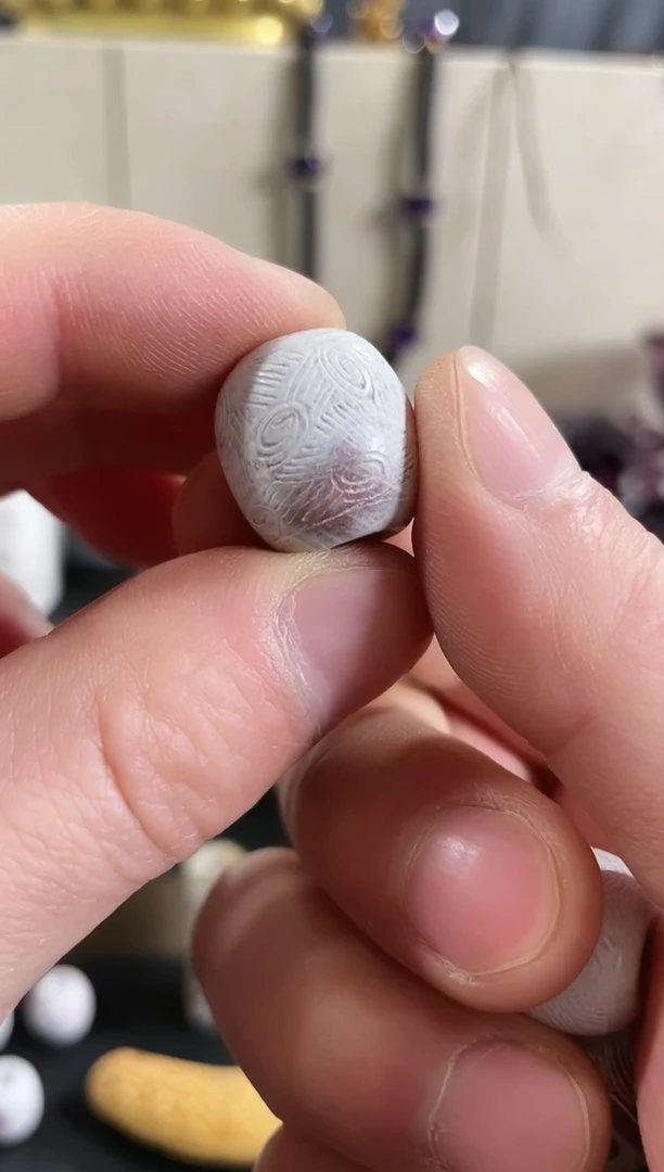 未镶嵌和田玉（糖玉）挂件疯**月每单1棵