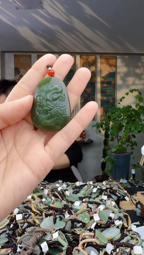 未镶嵌和田玉挂件拍一发一