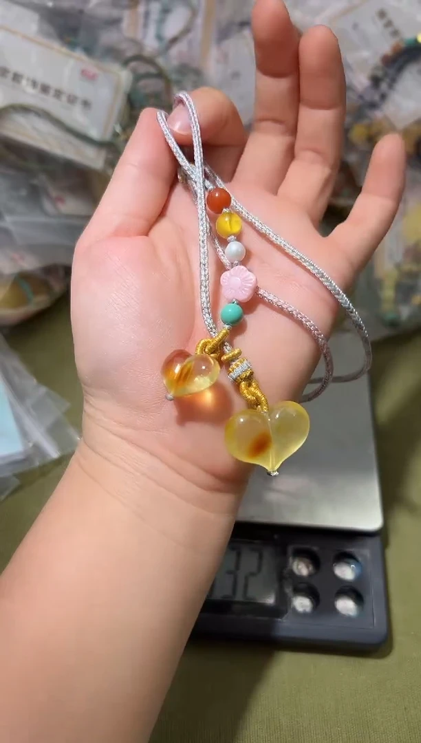 裸石琥珀未镶嵌琥珀蜜蜡吊坠