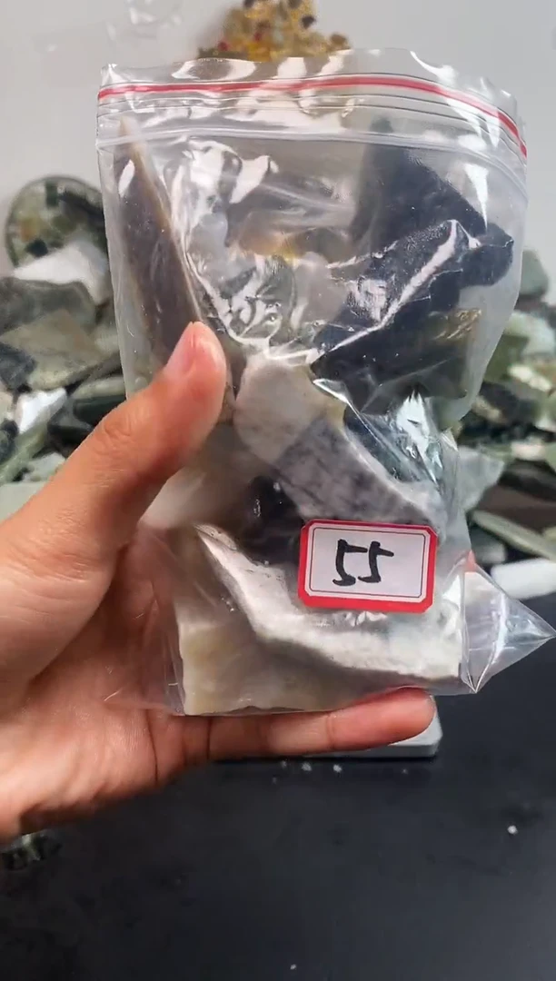 未镶嵌和田玉摆件55