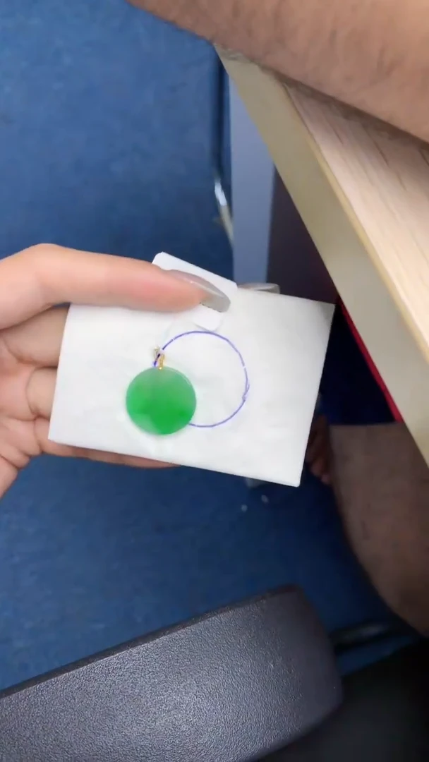 颈饰18K金镶嵌翡翠天然缅甸翡翠a货百元以上9元证书费自理