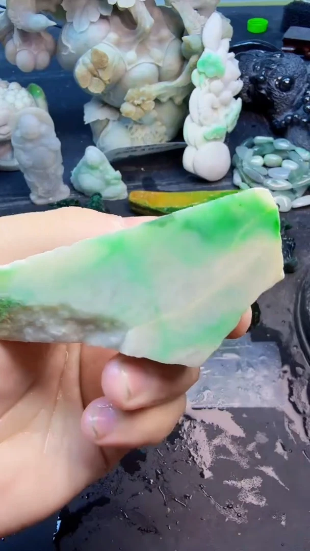 翡翠挂件未镶嵌天然翡翠106