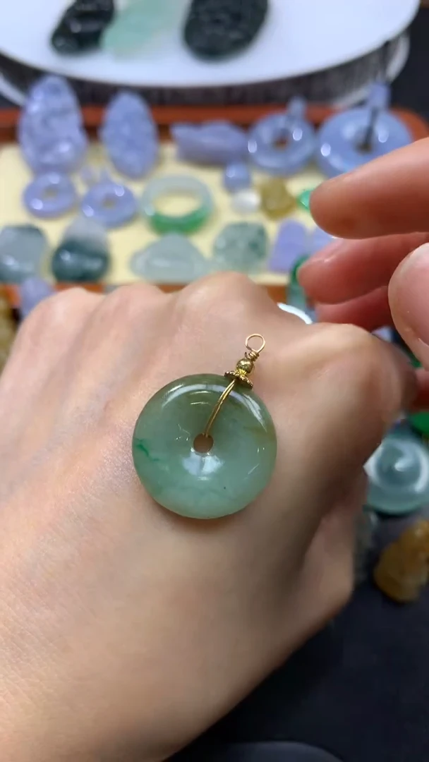 【闪购商品】翡翠颈饰合金翡翠