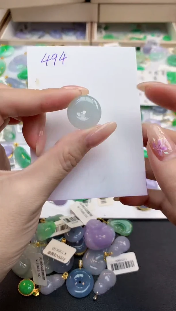 颈饰未镶嵌翡翠天然缅甸A货翡翠