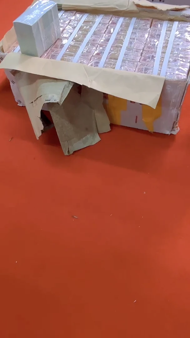 【闪购商品】005整刀百张连号 保真 不挑号