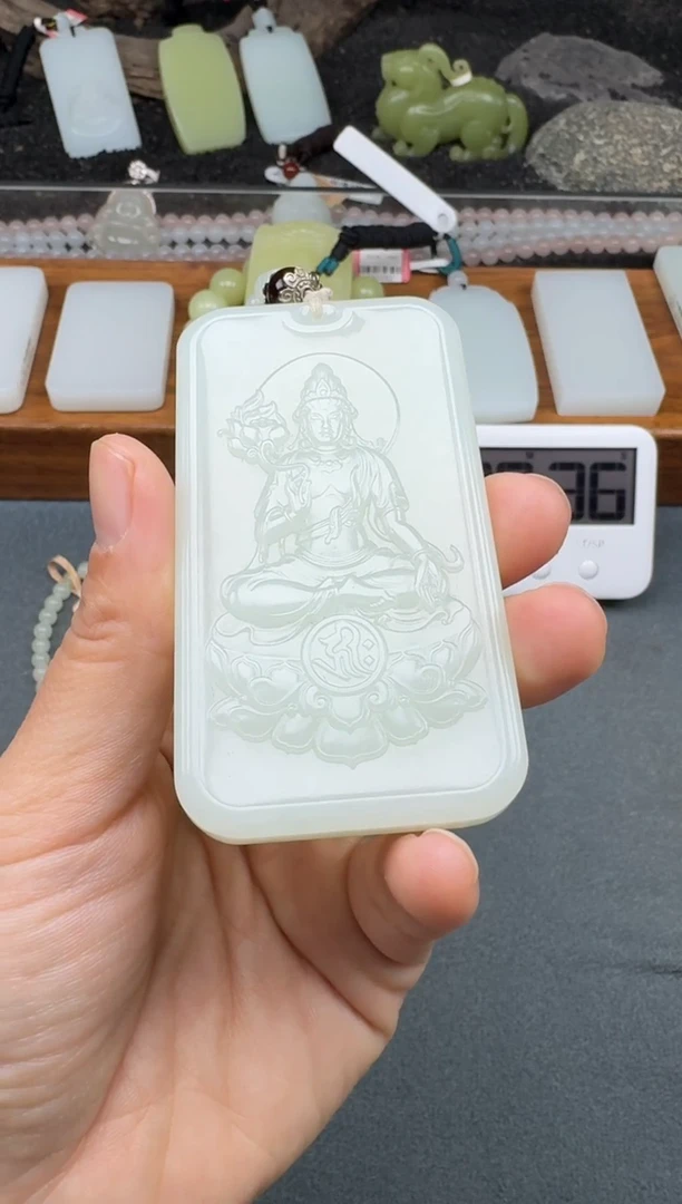 颈饰未镶嵌和田玉2