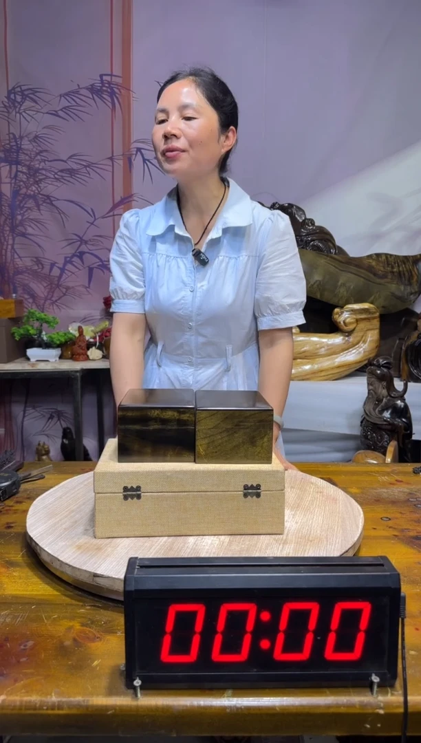 金丝楠金丝楠木雕刻摆件