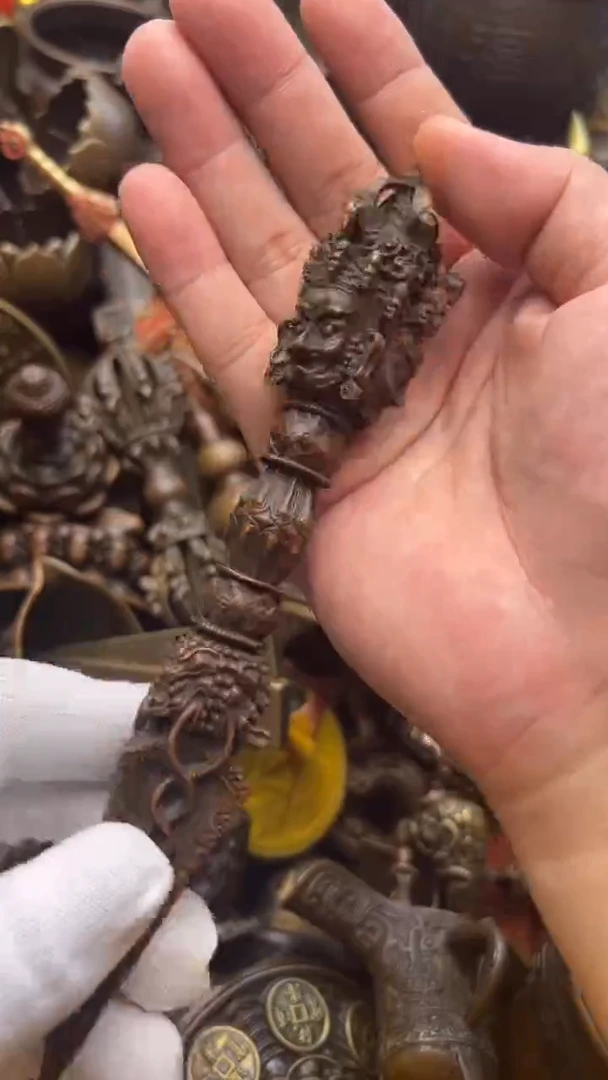 精美铜器，点击下单