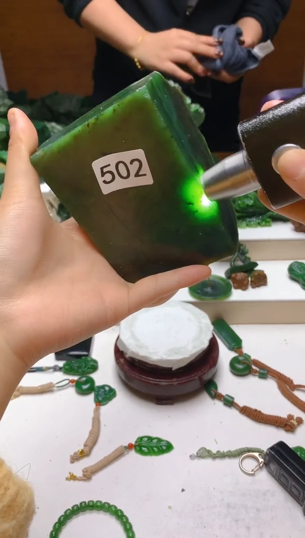 未镶嵌和田玉珠宝半成品1