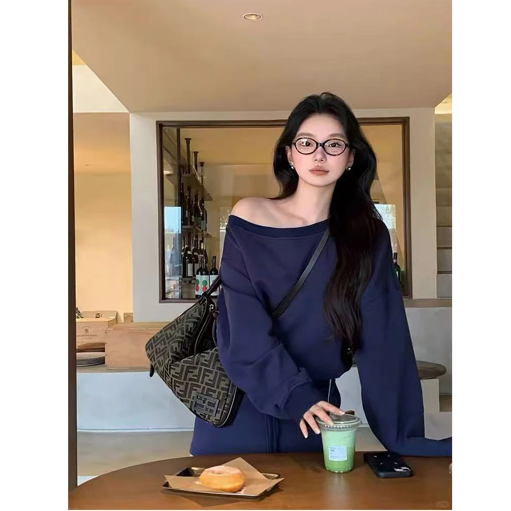 【UBKA】初秋慵懒风穿搭高级感辣妹斜肩长袖卫衣女露肩小众减龄上衣