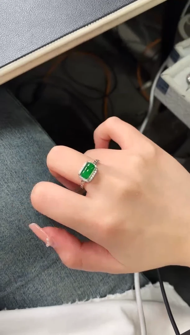 【闪购商品】翡翠戒指银S925镶嵌5124124