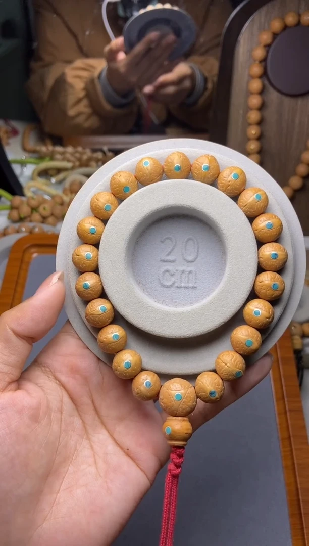 吊坠凤眼菩提12凤眼松钉手串