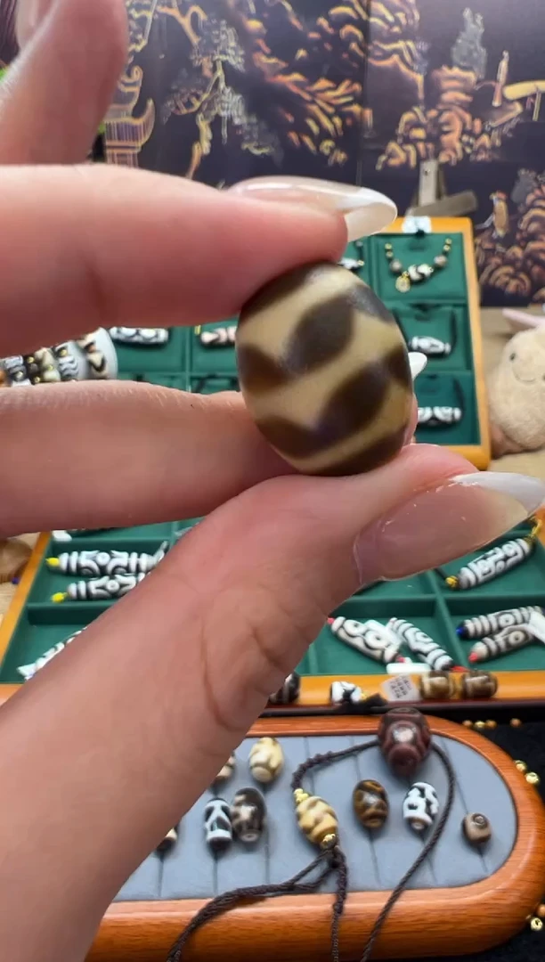 合金颈饰玛瑙/玉髓（覆膜）62.