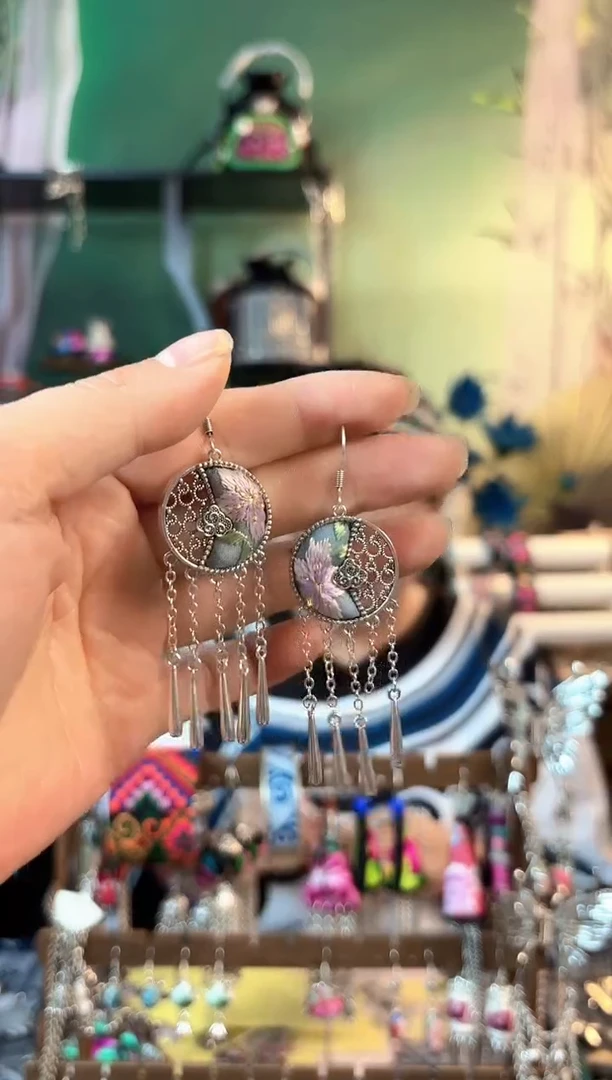 织绣彩云南阁非遗老绣601
