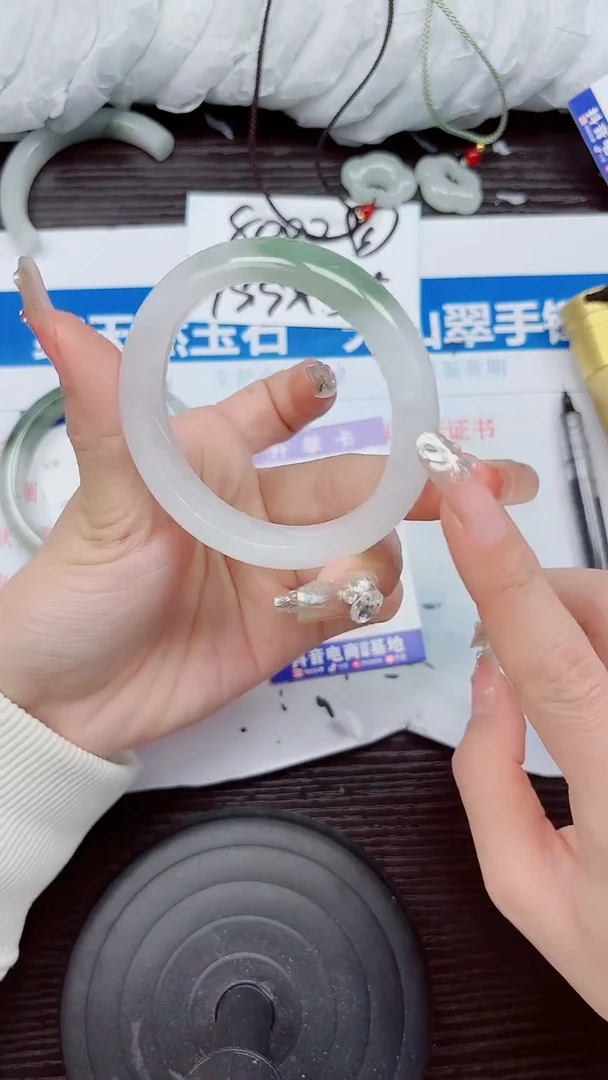 石英质玉手镯未镶嵌A103-54.55