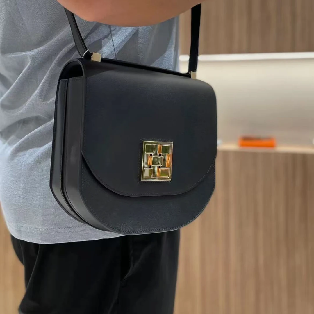 99新 Hermes/爱马仕 爱马仕马赛克包银扣c斜跨8070004