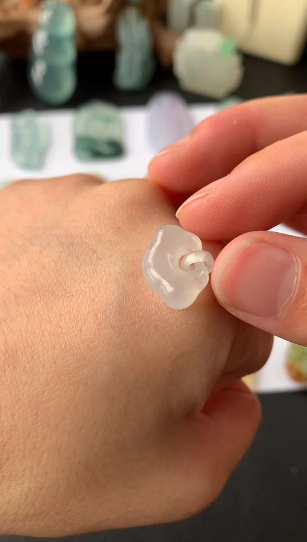 【闪购商品】定制翡翠未镶嵌翡翠