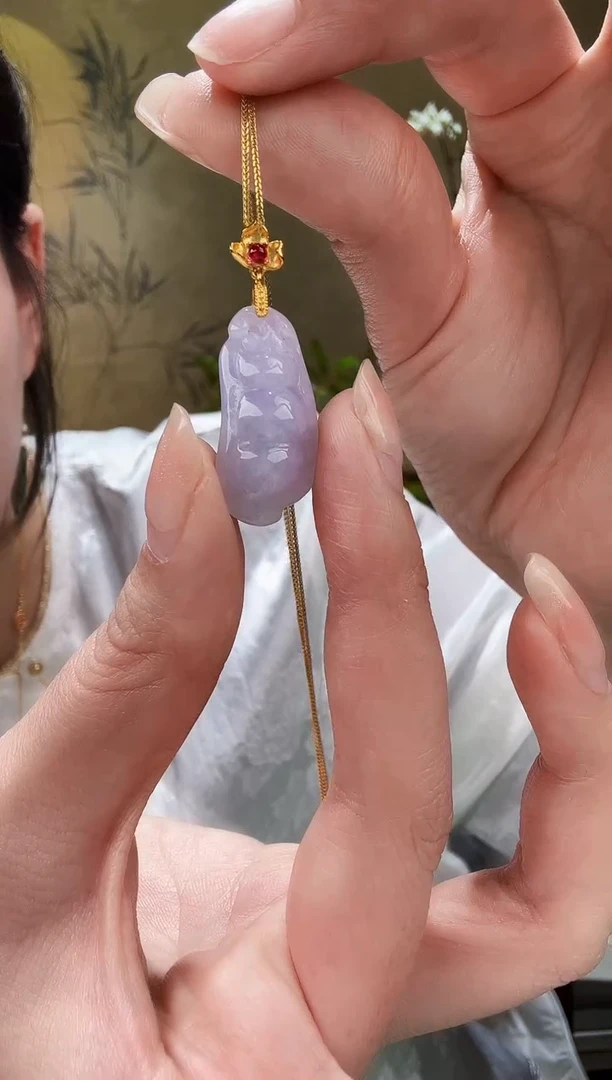 颈饰未镶嵌翡翠吊坠