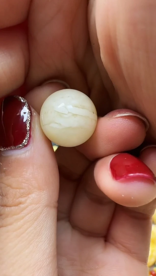 【闪购商品】琥珀裸石未镶嵌珠子