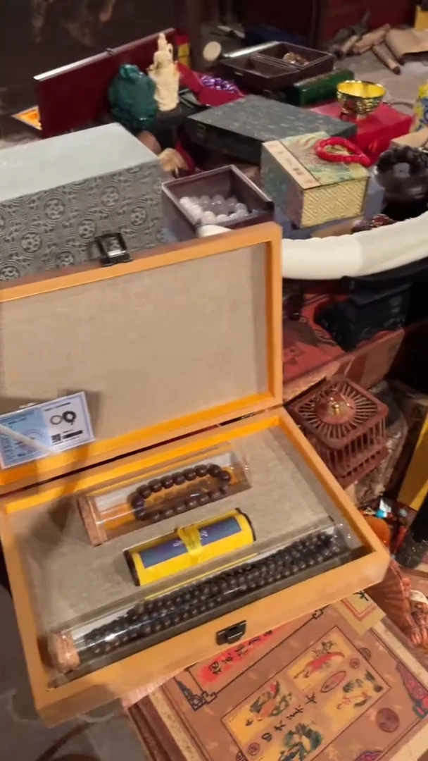 木一一一一一一沉红套盒