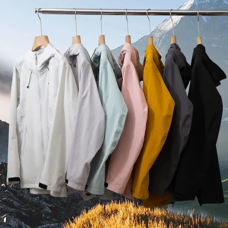 MIN SAN JIN立体拼接裁剪弹力软壳防风连帽外套HT-24316CS